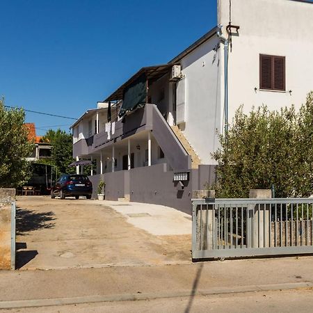 Petra Modern Apartment With Free Parking And Bbq Задар Екстериор снимка